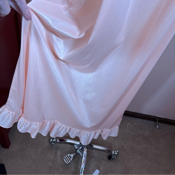 Vintage 50 60 Retro Cottagecore Floral Embroidery Peach Pastel Long Nightgown - Picture 14 of 16
